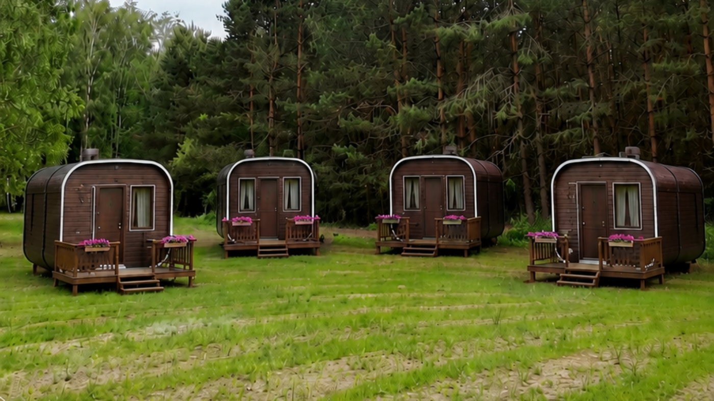 Cabins, saunas, and utility buildings for MROJA
